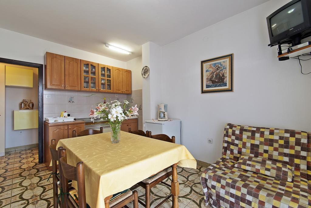 Apartments Elda Ρόβινι Εξωτερικό φωτογραφία
